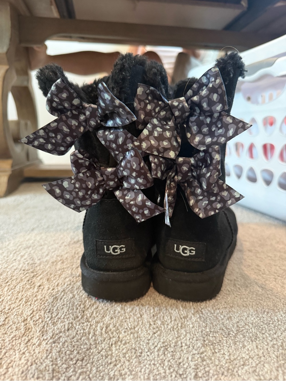 UGG Women’s Black Bow-Back Shearling Boots